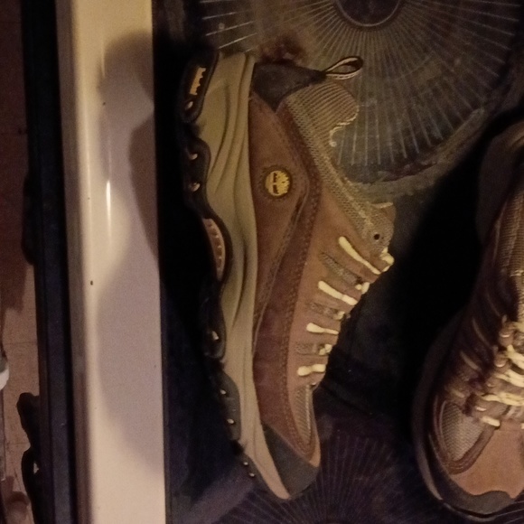 Timberlands - Picture 2 of 4